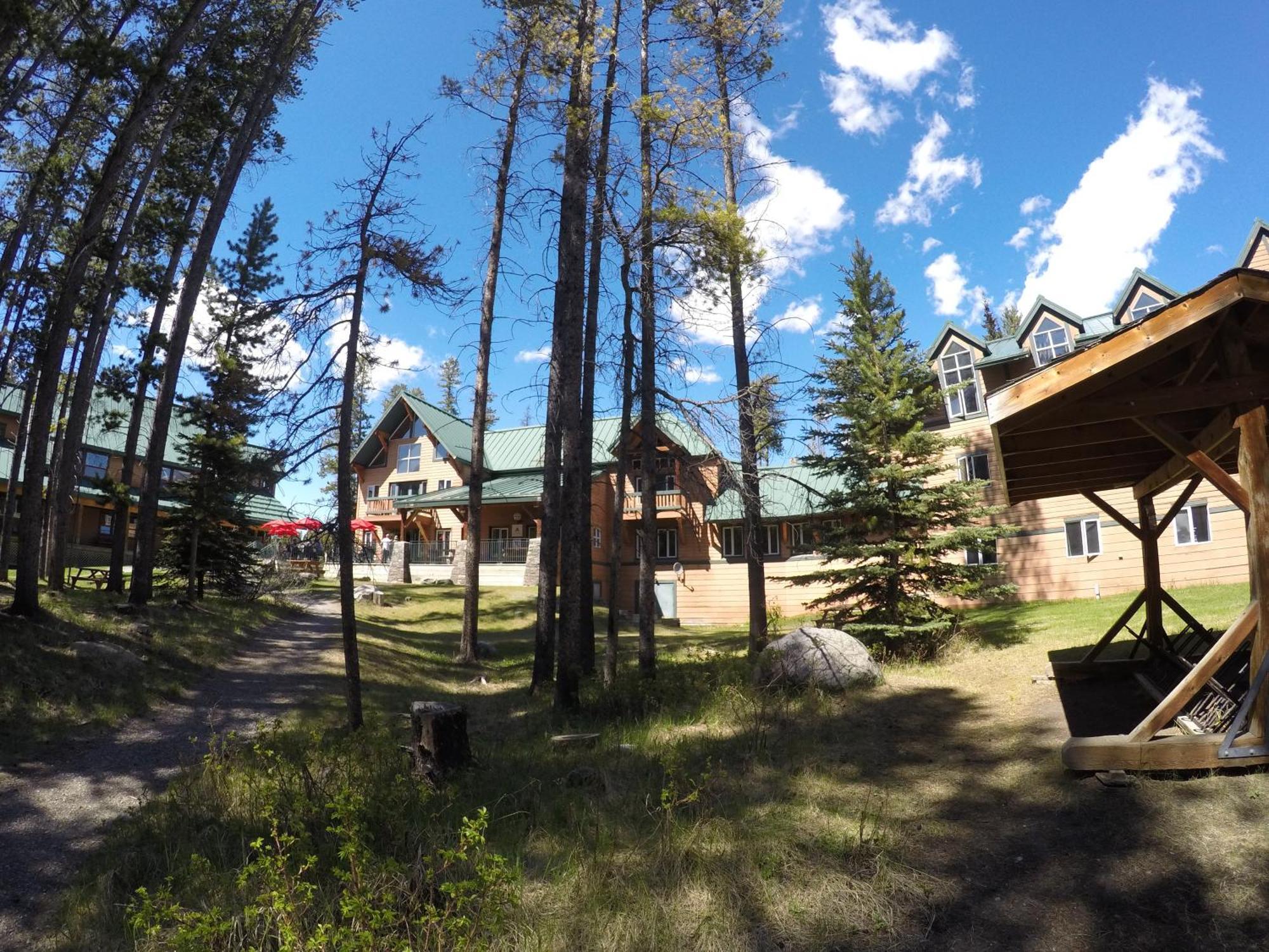 Hi Lake Louise Alpine Centre - Hostel Exterior photo