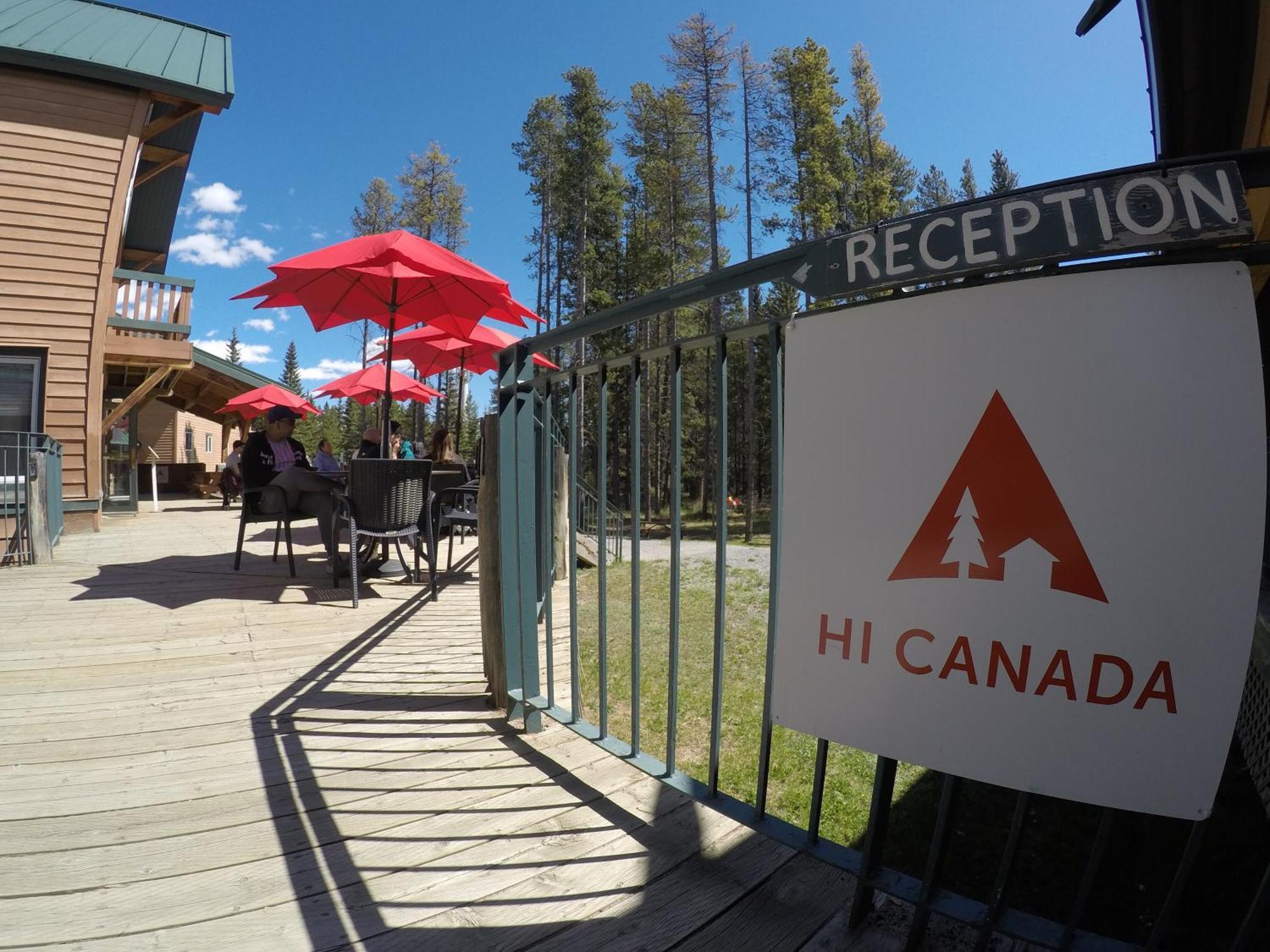 Hi Lake Louise Alpine Centre - Hostel Exterior photo